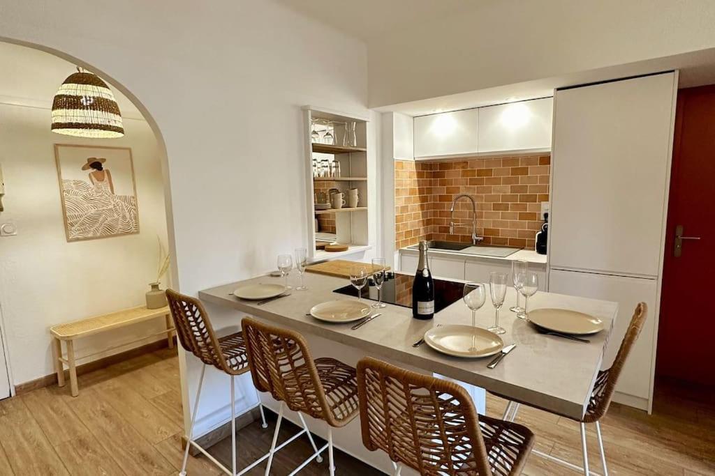 Chez Joan, Apt De Standing, 4 Prs, A 300M Des Plages Antibes Exterior photo